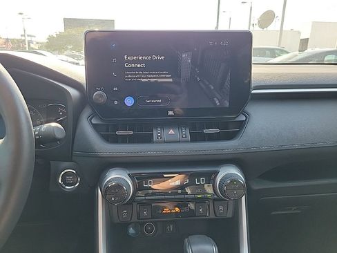 Used 2023 Toyota RAV4 XLE Premium image 17