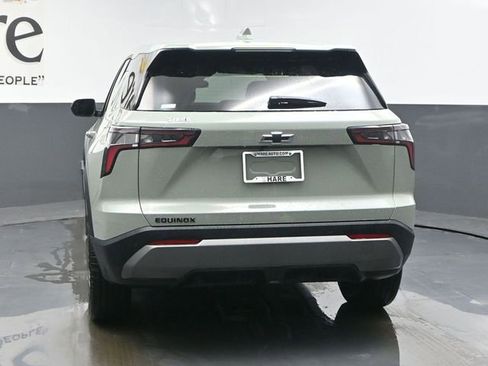 New 2026 Chevrolet Equinox LT w/ Convenience Package II image 13