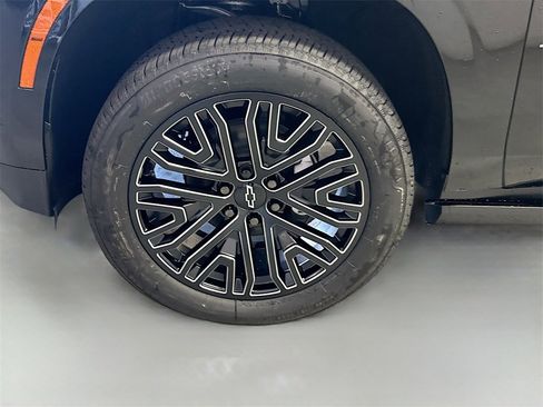 New 2025 Chevrolet Tahoe High Country image 36