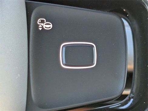 New 2025 Lincoln Navigator Black Label image 27