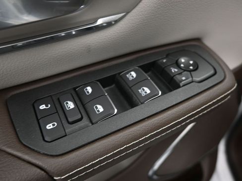 New 2026 RAM 1500 Laramie RWD image 13