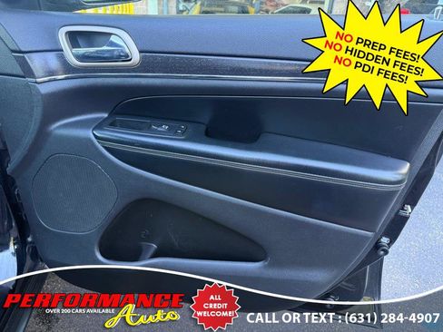 Used 2017 Jeep Grand Cherokee Limited AWD/4WD image 29