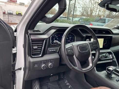 Used 2023 GMC Sierra 1500 Denali Ultimate image 17