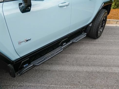Used 2025 GMC Hummer EV 3X w/ Extreme Off-Road Package AWD/4WD image 12