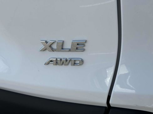 Used 2025 Toyota RAV4 XLE image 13