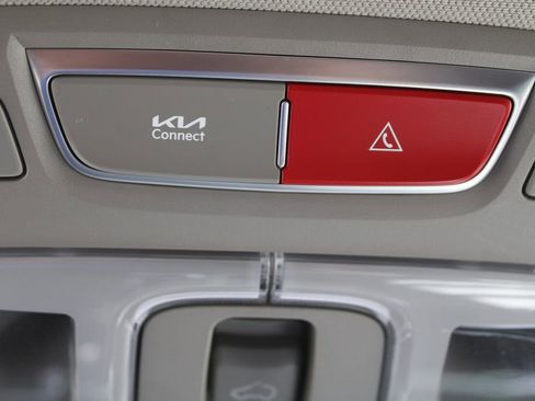 Certified 2023 Kia Telluride S w/ S Sunroof Package FWD image 55