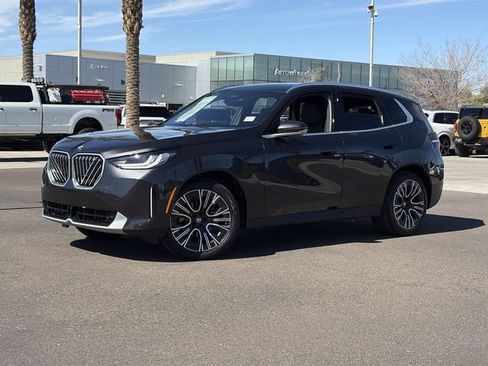 Used 2026 BMW X3 xDrive30i w/ Premium Package AWD/4WD image 2