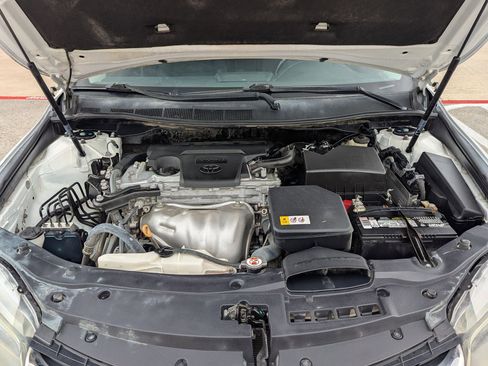 Used 2017 Toyota Camry SE image 27