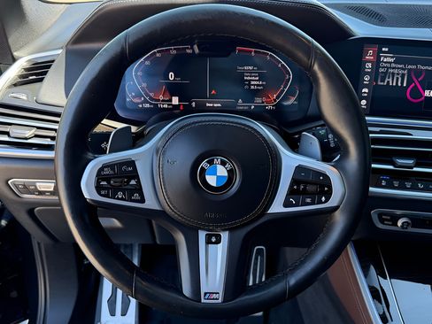 Used 2019 BMW X5 xDrive50i w/ M Sport Package AWD/4WD image 43