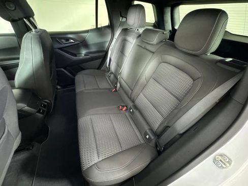 Used 2025 Chevrolet Equinox LT AWD/4WD image 36