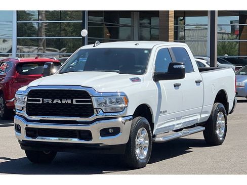 Used 2024 RAM 2500 Big Horn image 10