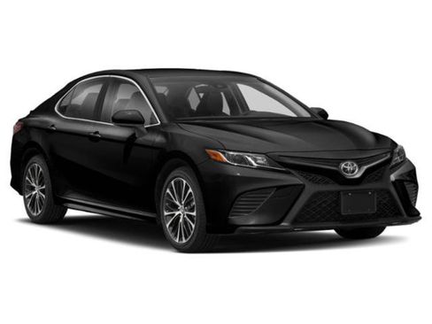 Used 2018 Toyota Camry SE FWD image 6