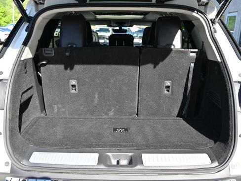 Used 2023 INFINITI QX60 Luxe w/ Cargo Package AWD/4WD image 21