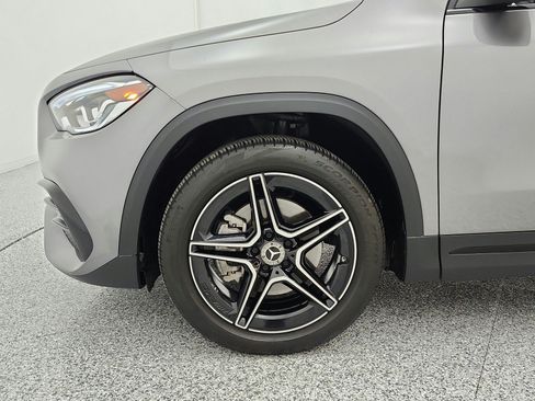 Used 2022 Mercedes-Benz GLA 250 image 17