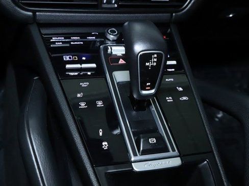 Used 2021 Porsche Cayenne Coupe image 28