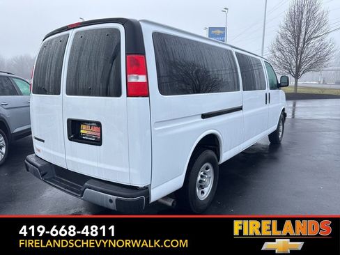 Used 2024 Chevrolet Express 3500 LT w/ LT Preferred Equipment Group image 36