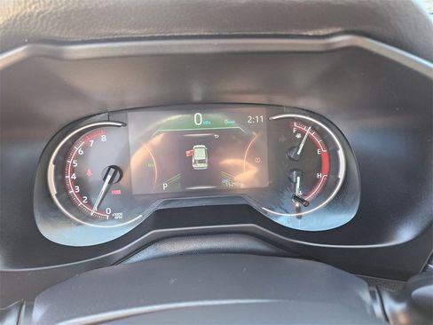 Used 2025 Toyota RAV4 LE image 20
