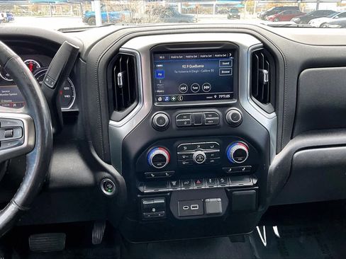 Used 2022 Chevrolet Silverado 2500 LT w/ Convenience Package image 7