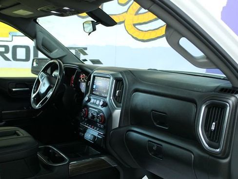 Used 2020 Chevrolet Silverado 1500 LT Trail Boss AWD/4WD image 12