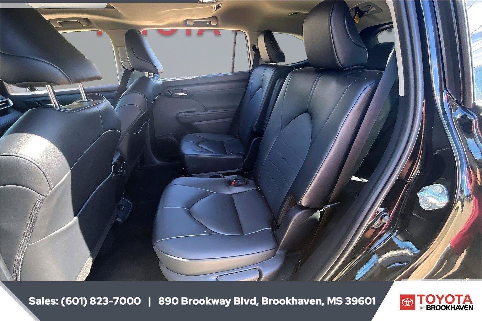 Used 2026 Toyota Highlander XLE AWD/4WD image 19