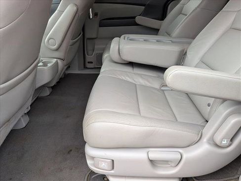 Used 2015 Honda Odyssey EX-L image 18