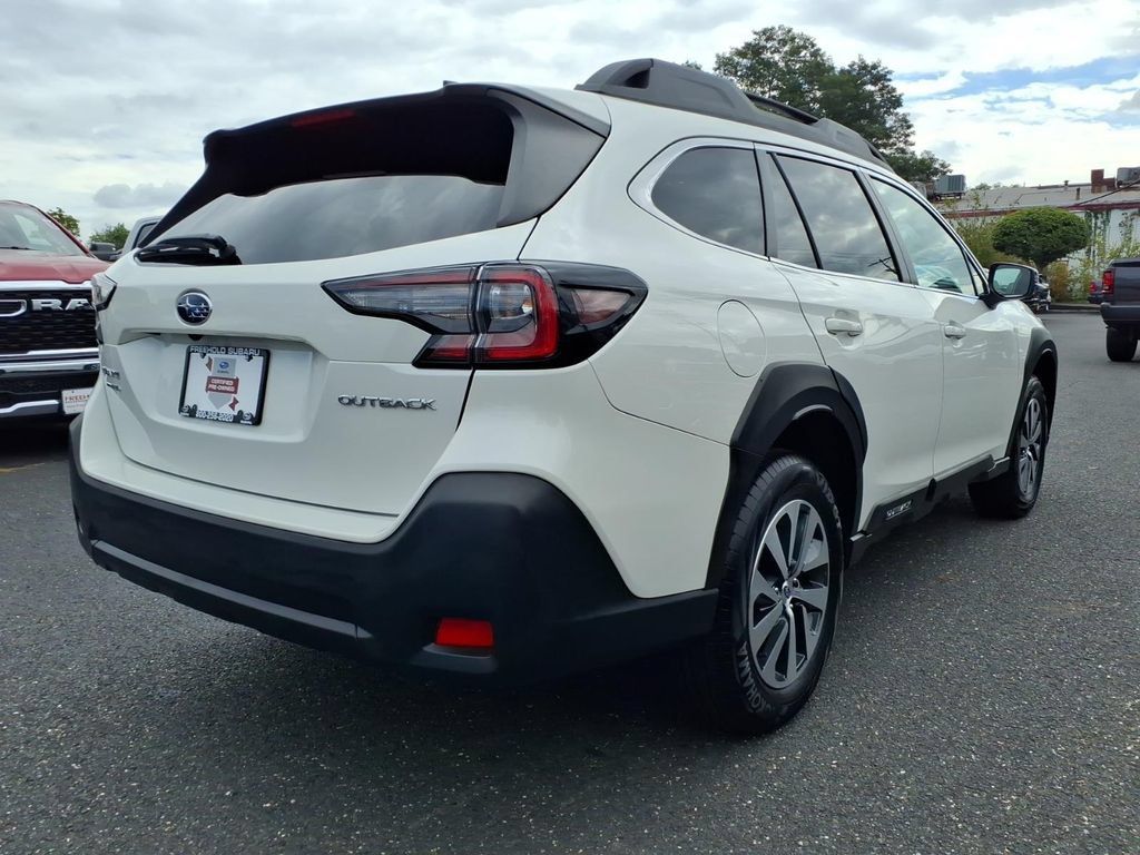 Certified 2024 Subaru Outback Premium AWD/4WD image 19