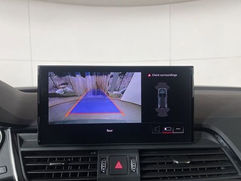 Used 2023 Audi Q5 2.0T Premium w/ Convenience Package image 25