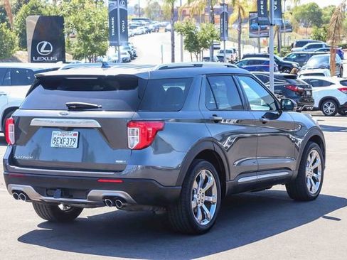 Used 2020 Ford Explorer Platinum w/ Premium Technology Package AWD/4WD image 7