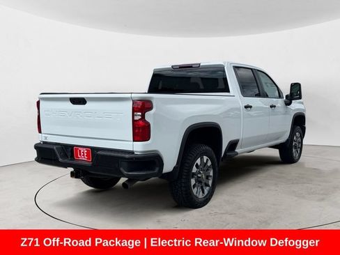 Used 2024 Chevrolet Silverado 2500 Custom w/ Custom Value Package AWD/4WD image 6