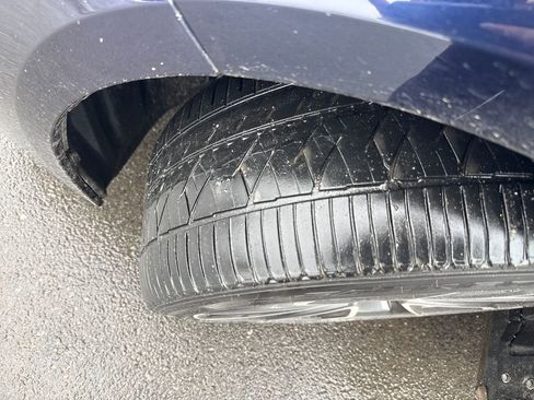 Used 2020 Toyota Corolla SE w/ SE Premium Package image 28