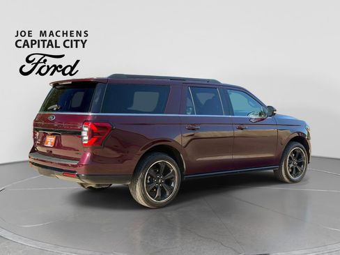 Used 2024 Ford Expedition Max Limited AWD/4WD image 5