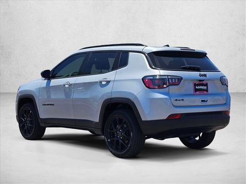 New 2026 Jeep Compass Latitude AWD/4WD image 9