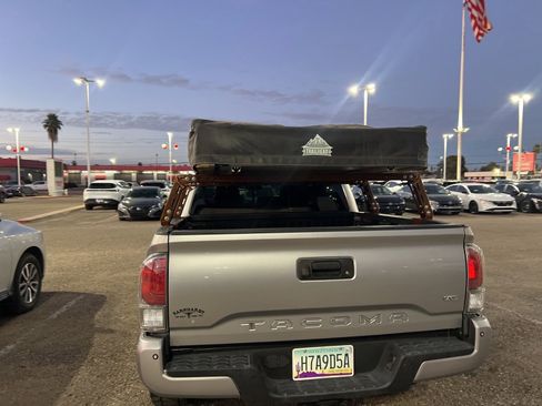 Used 2021 Toyota Tacoma TRD Off-Road w/ Technology Package image 23