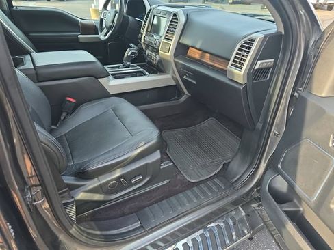 Used 2016 Ford F150 Lariat w/ Equipment Group 502A Luxury AWD/4WD image 13