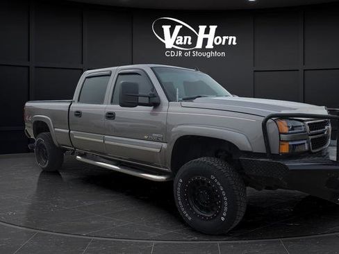 Used 2007 Chevrolet Silverado 2500 LT w/ Heavy-Duty Power Package image 1