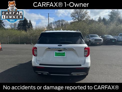 Used 2024 Ford Explorer XLT w/ Equipment Group 202A AWD/4WD image 7