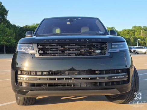Used 2023 Land Rover Range Rover SE AWD/4WD image 2