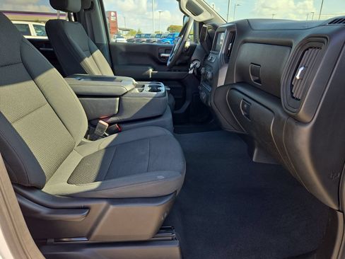 Used 2022 Chevrolet Silverado 2500 Custom w/ Custom Value Package RWD image 26