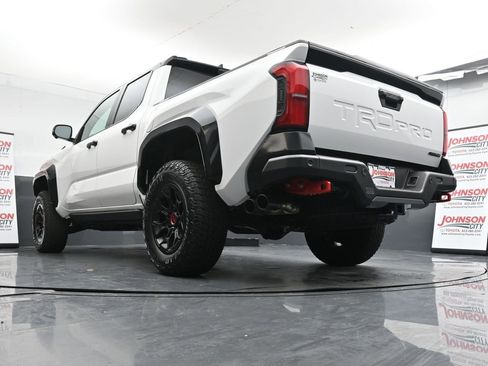 Used 2025 Toyota Tacoma TRD Pro image 35