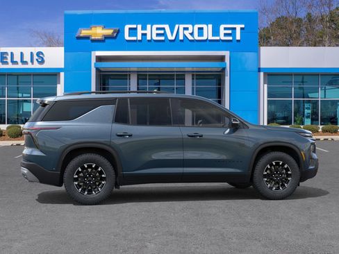 New 2026 Chevrolet Traverse Z71 w/ Driver Confidence Package image 6