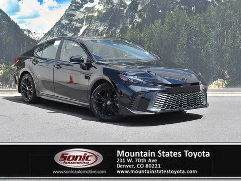 Used 2025 Toyota Camry SE w/ Multimedia Upgrade Package AWD/4WD image 1