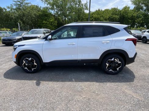 New 2026 Kia Seltos EX FWD image 4
