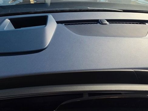 New 2026 Buick Envision Avenir image 9