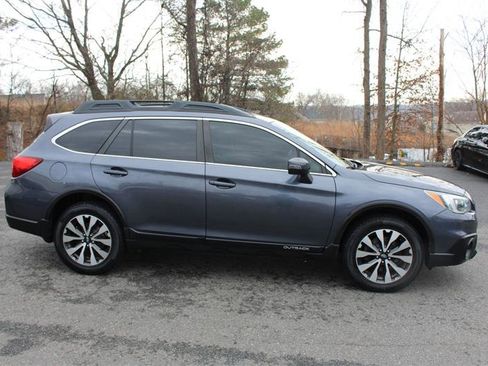 Used 2015 Subaru Outback 3.6R Limited image 9