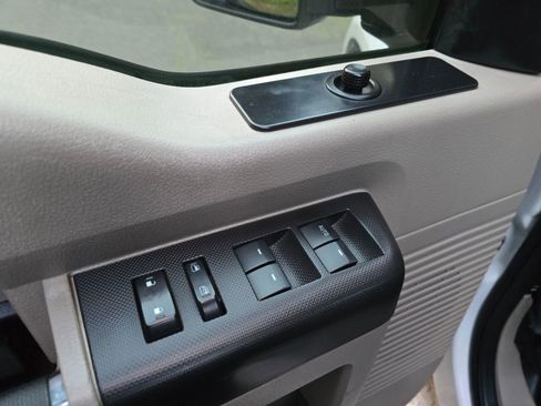 Used 2009 Ford F350 XLT image 21