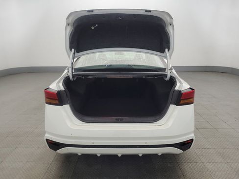 Used 2024 Nissan Altima 2.5 SV FWD image 29