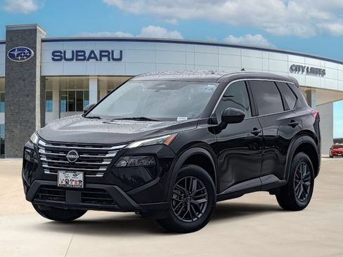 Used 2024 Nissan Rogue S FWD image 1