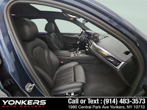 Used 2023 BMW 530i xDrive w/ M Sport Package AWD/4WD image 9