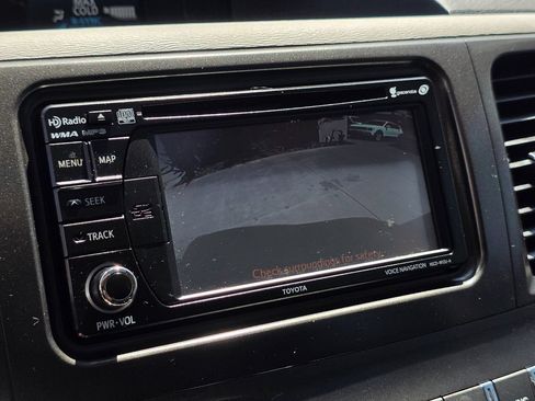 Used 2014 Toyota Sienna SE w/ SE Premium Package w/Entune FWD image 46