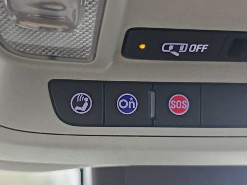 Certified 2024 Chevrolet Equinox LT FWD image 24